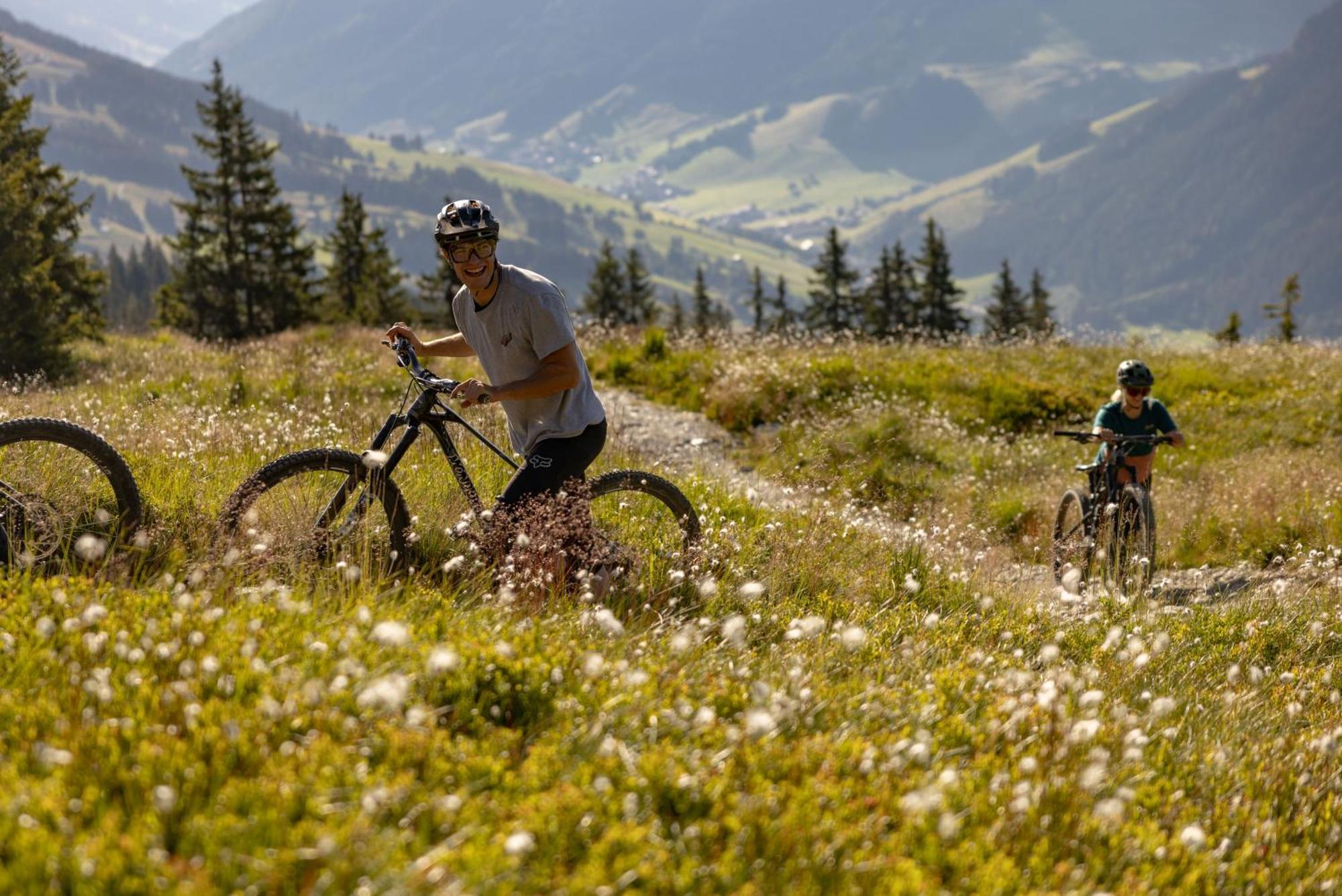 Landhaus Saalbach - Joker Card Included In Summer Exterior photo